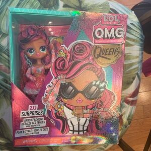 L.O.L. Surprise! O.M.G. Queens Doll with Pink and Gold Accents